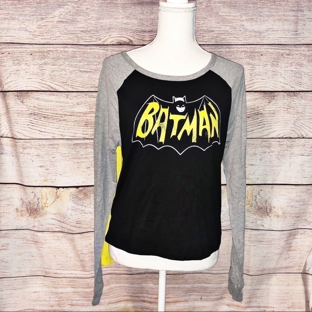NWT Black Gray Yellow Batman Cape T Shirt Top Size XXL